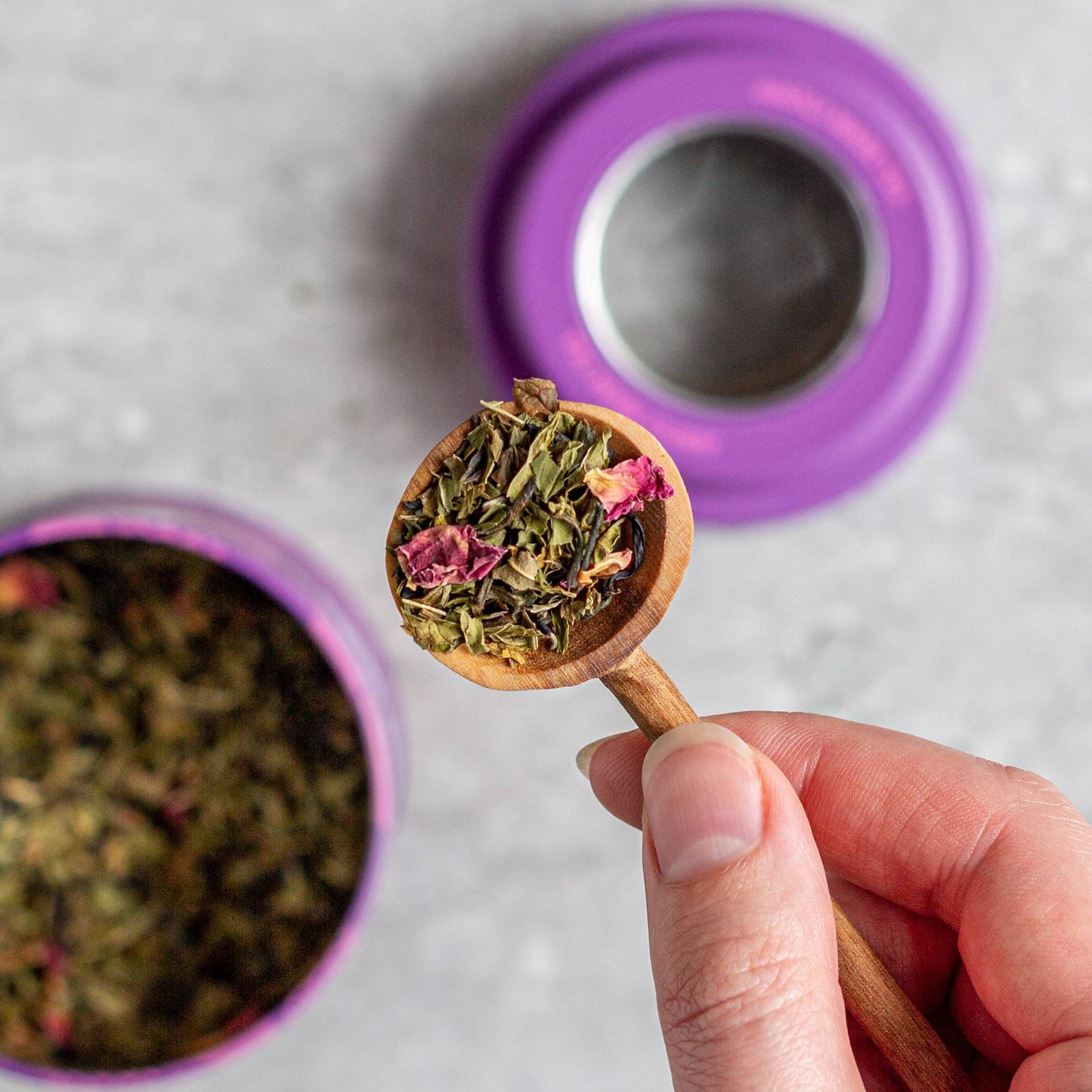 JusTea: Purple Mint Tin with Spoon - Organic, Fair-Trade, Purple Tea