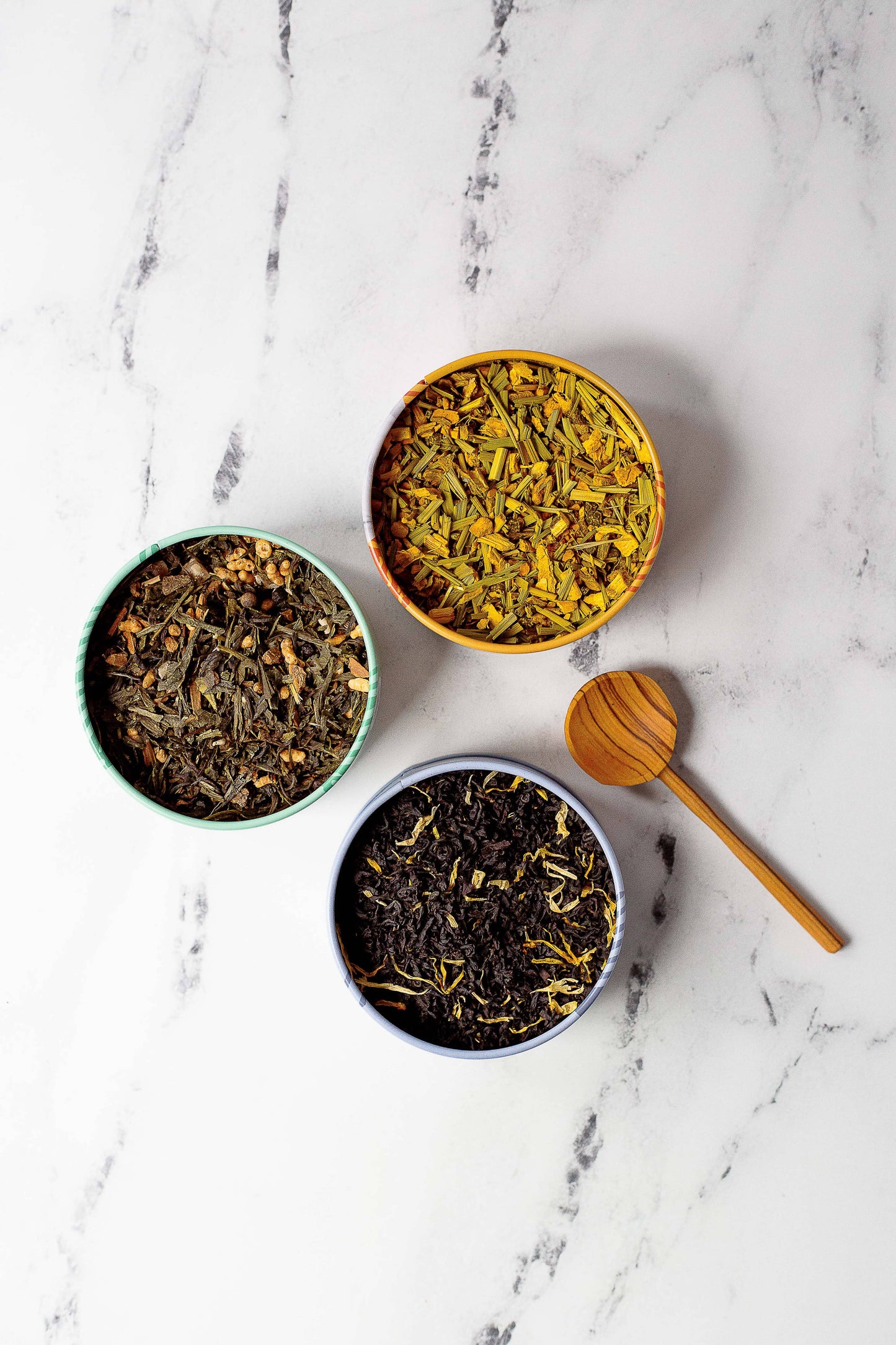 JusTea: Assorted Trio Tin & Spoon - Organic Black, Green, Herbal Tea